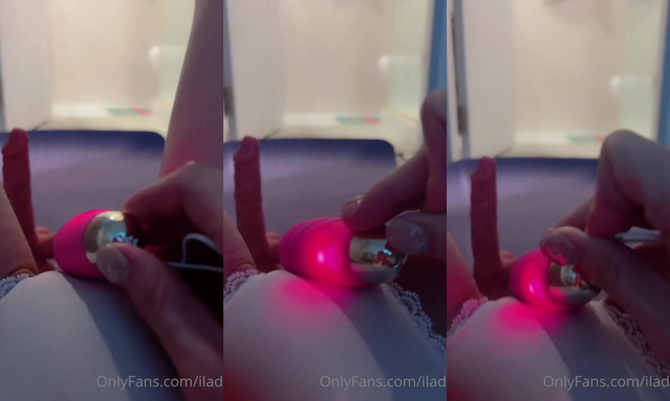 หลุดคลิปโอนลี่แฟน ilada_kat น้องแคท สาวหุ่นสวย เปิดเพลง เอาไข่สั่นถูหีไปถูหีมา โหนกหีสั่น ครางโครตเสียวฟินสุดๆ